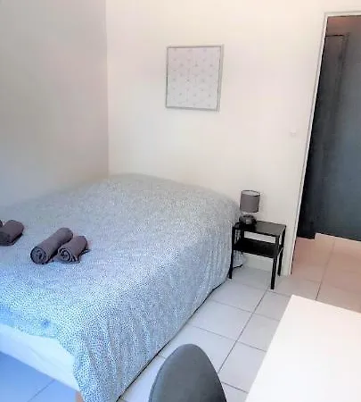Appartement Bel En Centre Ville D'aix Avec 3 Chambres Et Parking Gratuit Aix-en-Provence
